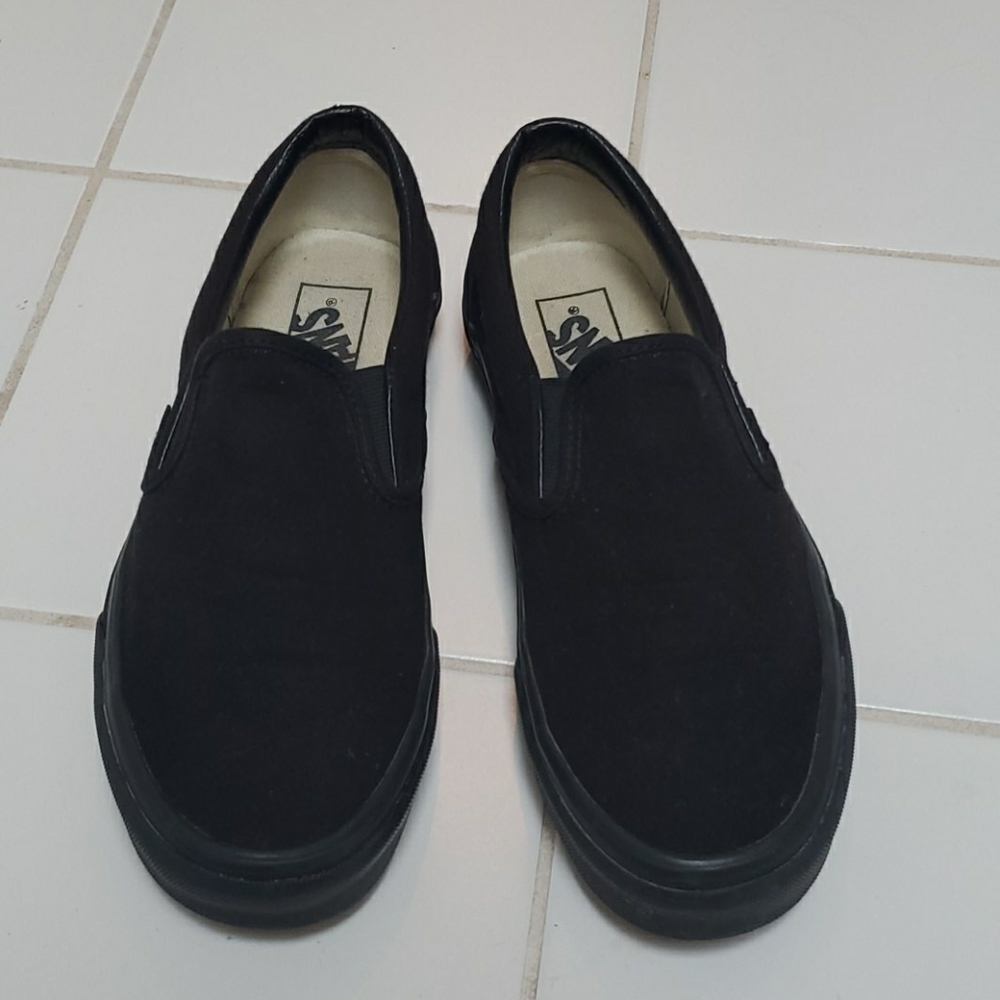 Black on black slip on vans us mens 7 womens 8.5